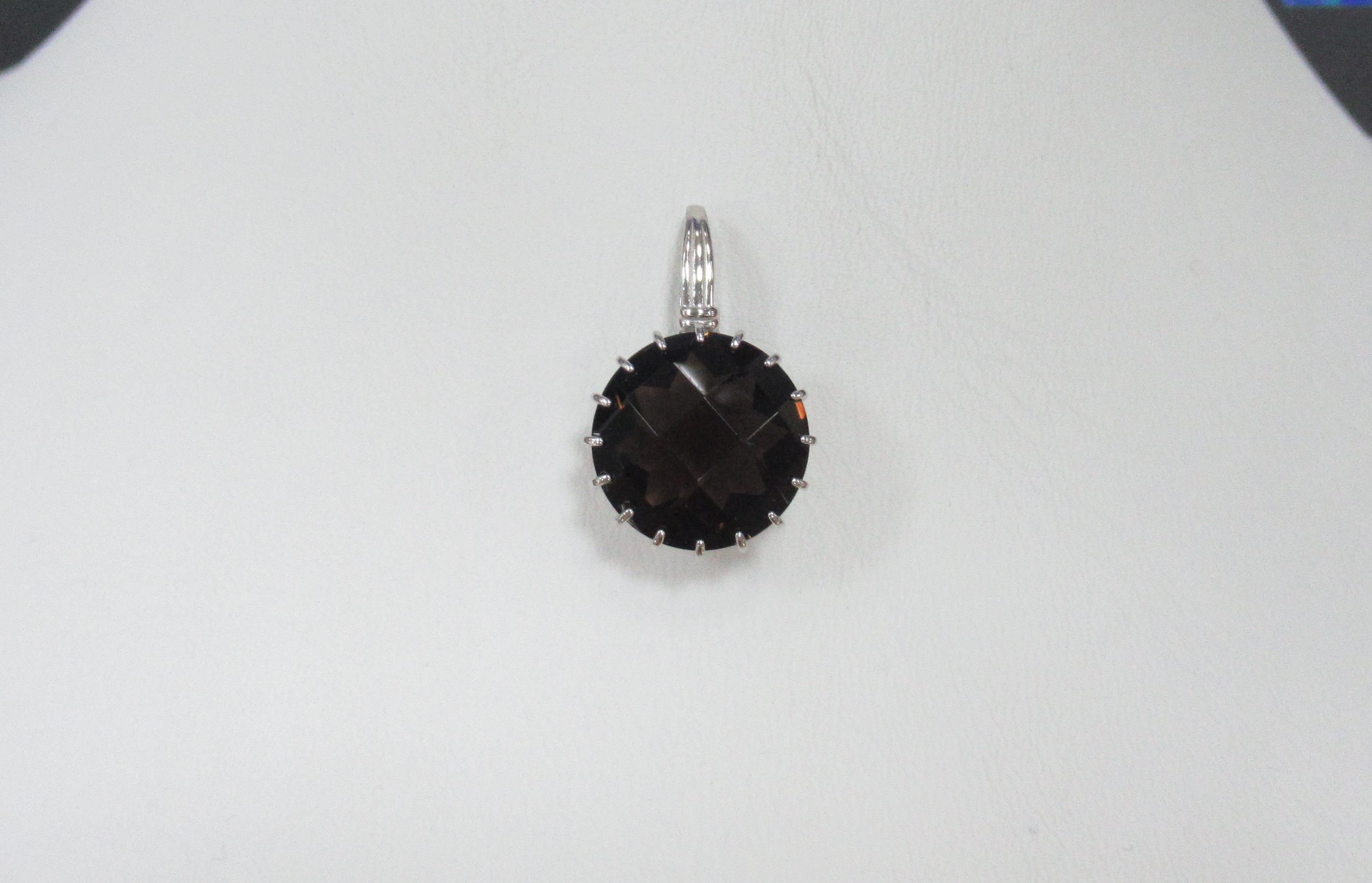 Серебряная подвеска с раухтопазом